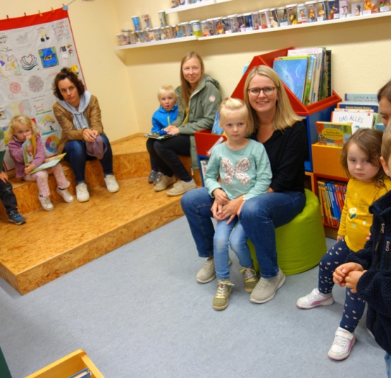 Nachts in der Bücherei Lese- und Partynacht der Kuscheltiere